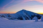 Ranní panorama Krkonoš se Sněžkou